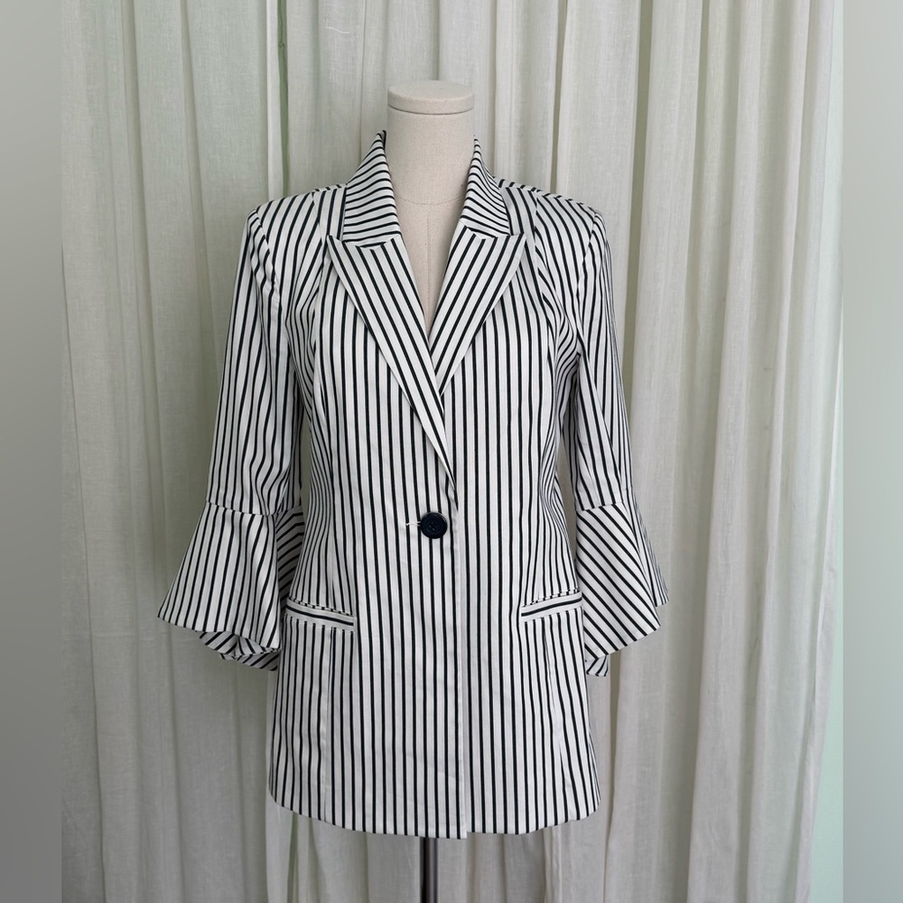 CAbi l 5295 Ole Ticking Bell Jacket Blazer Navy White size 4 - Picture 2 of 14